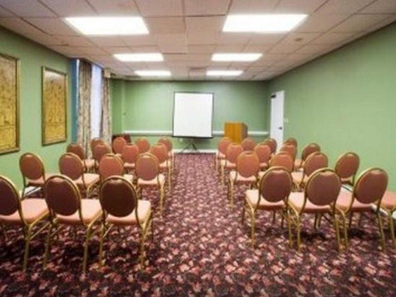 Four Points By Sheraton Orlando Convention Center Williamsburg Business photo